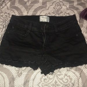 🌻5 for $25🌻 NWOT MUDD Black Frayed Shorts